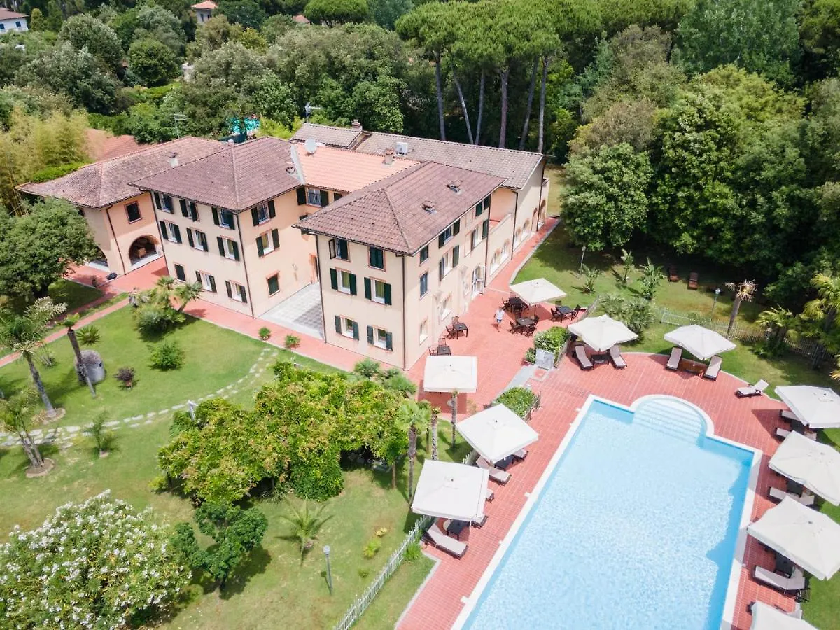 Hotel Cavalieri Del Mare Marina di Massa Italie